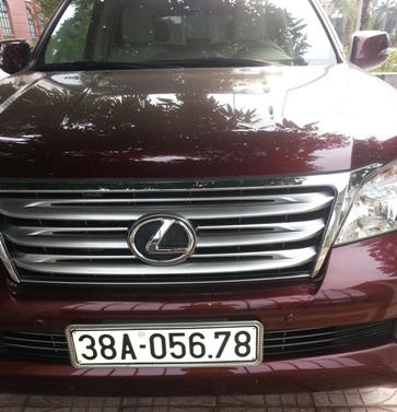 Xe độc, biển đẹp dàn hàng ngang “diễu” phố xứ Nghệ